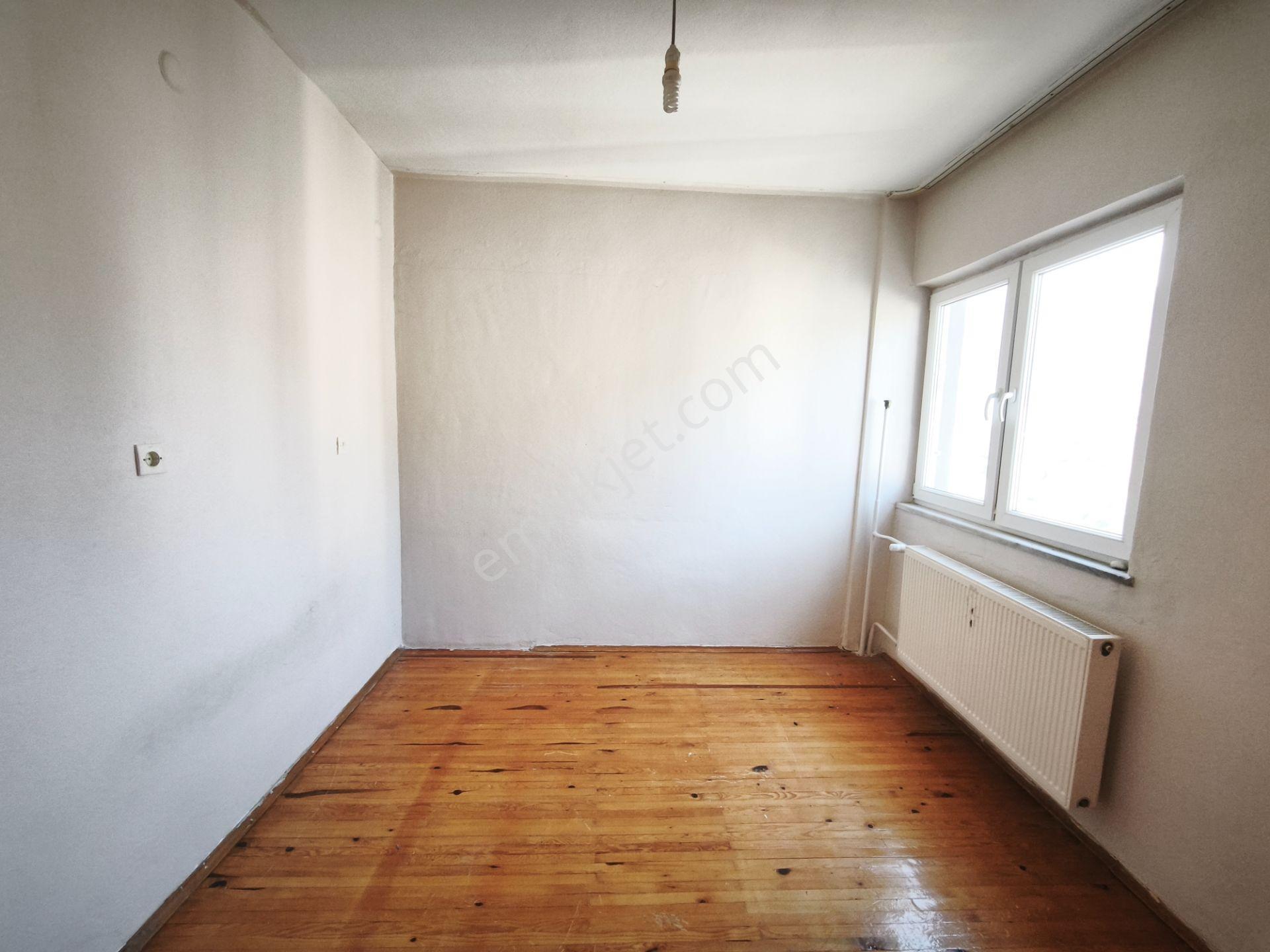 Terasparka Yakın Doğa Manzaralı Kullanışlı Satılık 3+1 Daire — fotoğraf 9