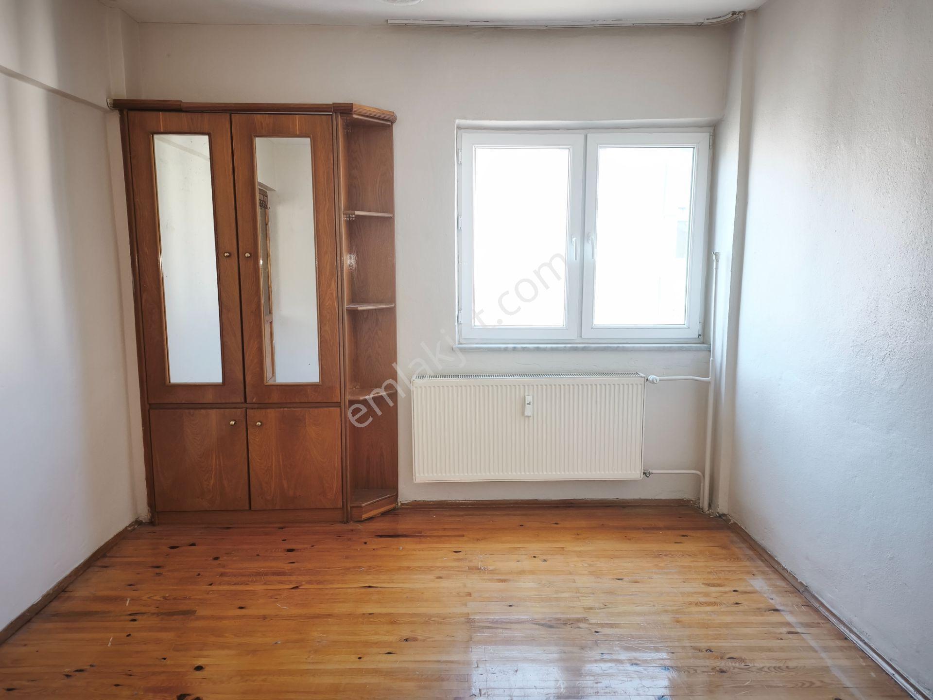 Terasparka Yakın Doğa Manzaralı Kullanışlı Satılık 3+1 Daire — fotoğraf 12