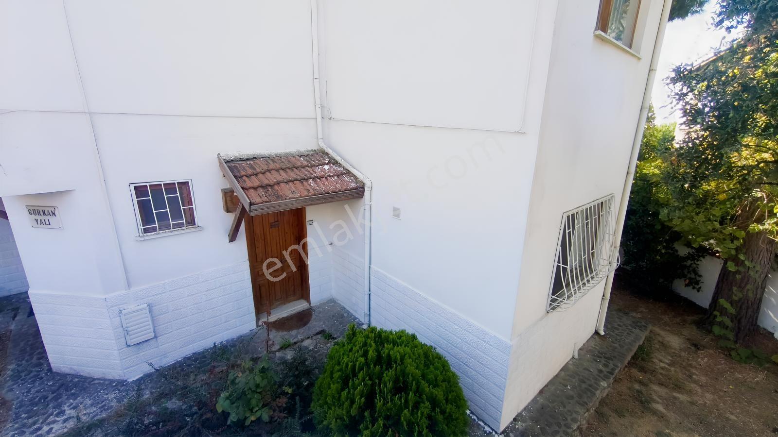 Kaya Emlak'dan Şarköy Mürefte'de Denize Sıfır 3+1 Satılık Villa — fotoğraf 5