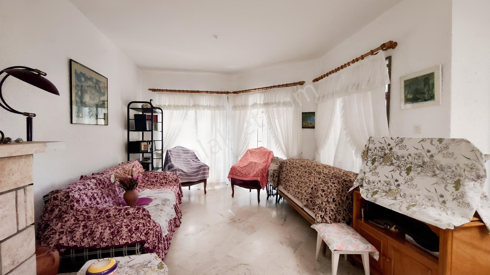 Kaya Emlak'dan Şarköy Mürefte'de Denize Sıfır 3+1 Satılık Villa — fotoğraf 8