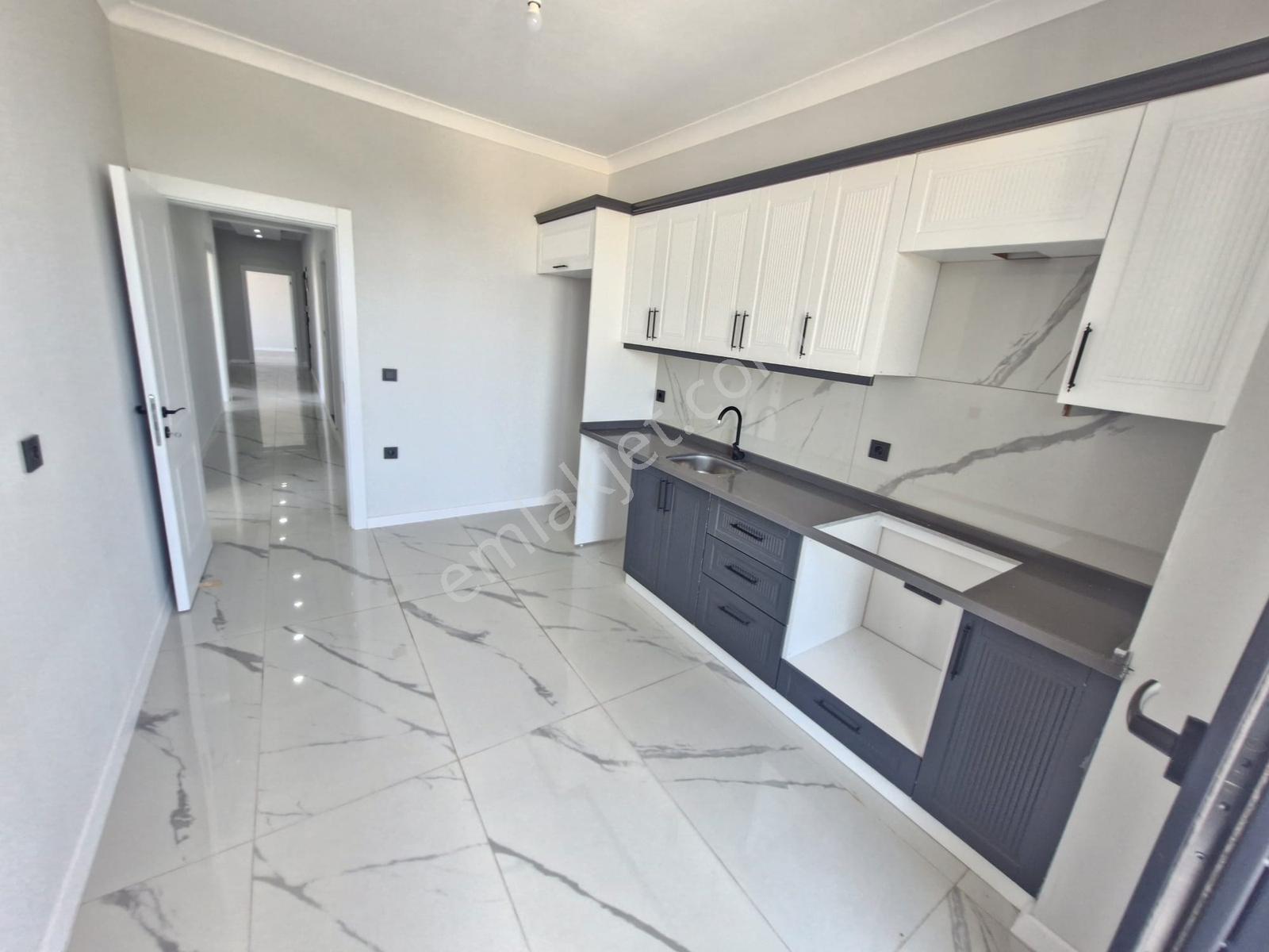 Huzur^dan Hastane Karşısı, 2+1, Doğalgazlı, 100m² Satılık Daire — fotoğraf 3