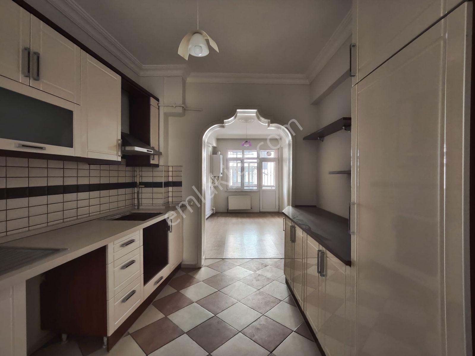 Akarbaşı Mahallesi'nde 3+1 Ebeveyn Banyolu Satılık Daire — fotoğraf 4