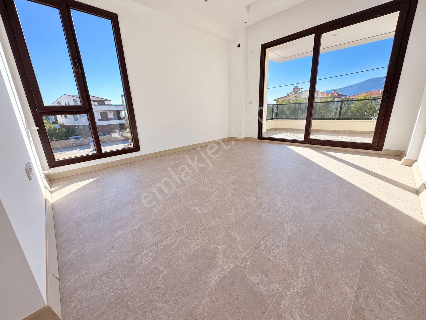 Yükselden Zeytinlide Kazdağlarına Teras Keyfi Sunan 2+1 Dubleks — fotoğraf 8