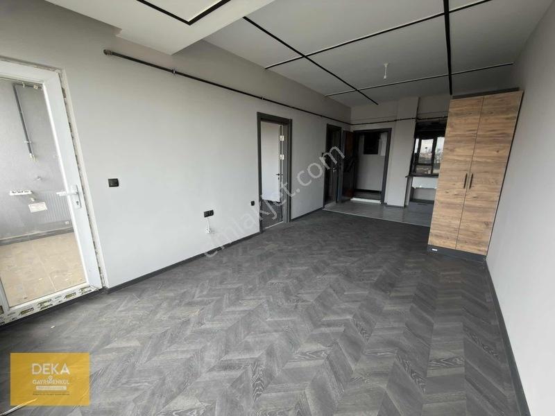 Deka Gayrimenkul Havuzlu Site İçerisinde Deniz Manzaralı 1+1 — fotoğraf 22