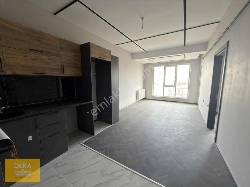Deka Gayrimenkul Havuzlu Site İçerisinde Deniz Manzaralı 1+1 — fotoğraf 26
