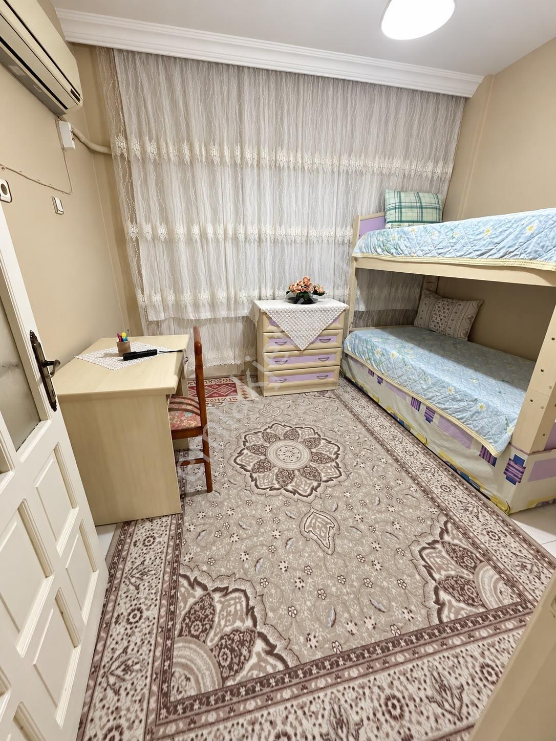 Bergama Fatih Mah. Korkmaz Sitesinde Eşyalı Satılık 3+1 Daire — fotoğraf 25