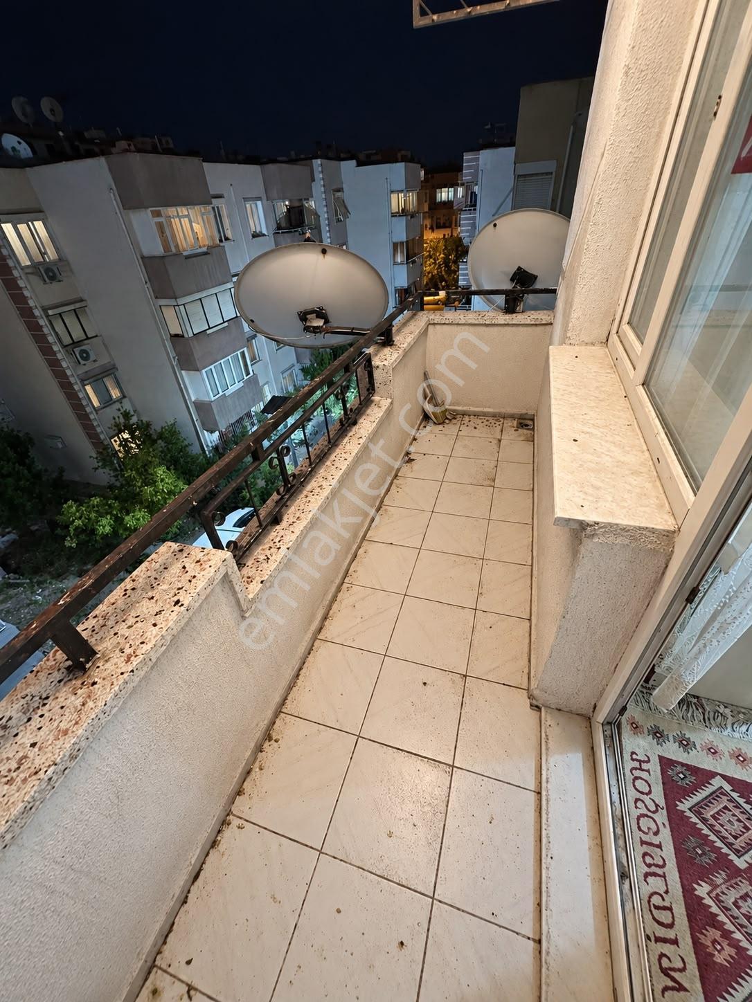 Bergama Fatih Mah. Korkmaz Sitesinde Eşyalı Satılık 3+1 Daire — fotoğraf 26