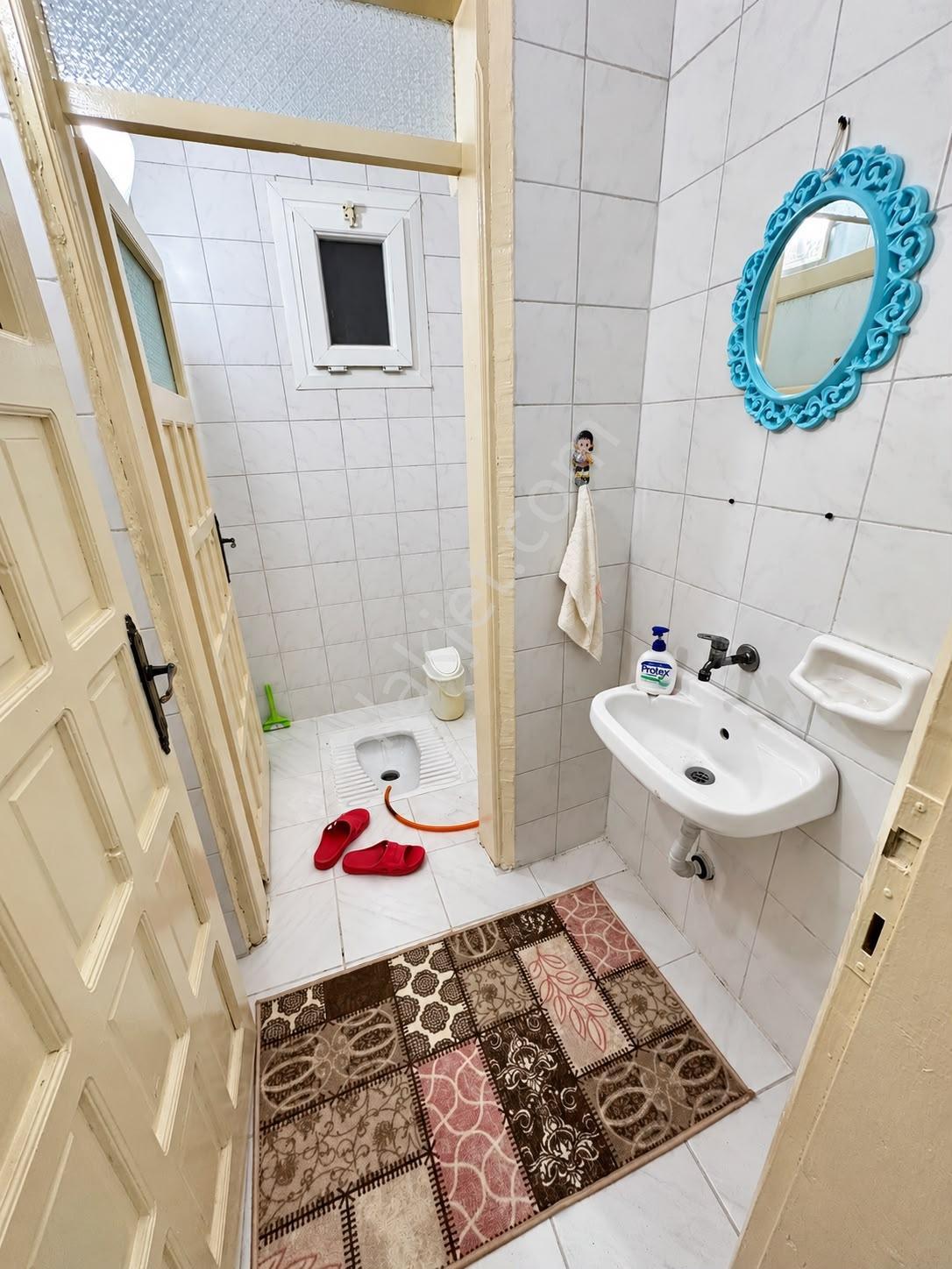 Bergama Fatih Mah. Korkmaz Sitesinde Eşyalı Satılık 3+1 Daire — fotoğraf 29