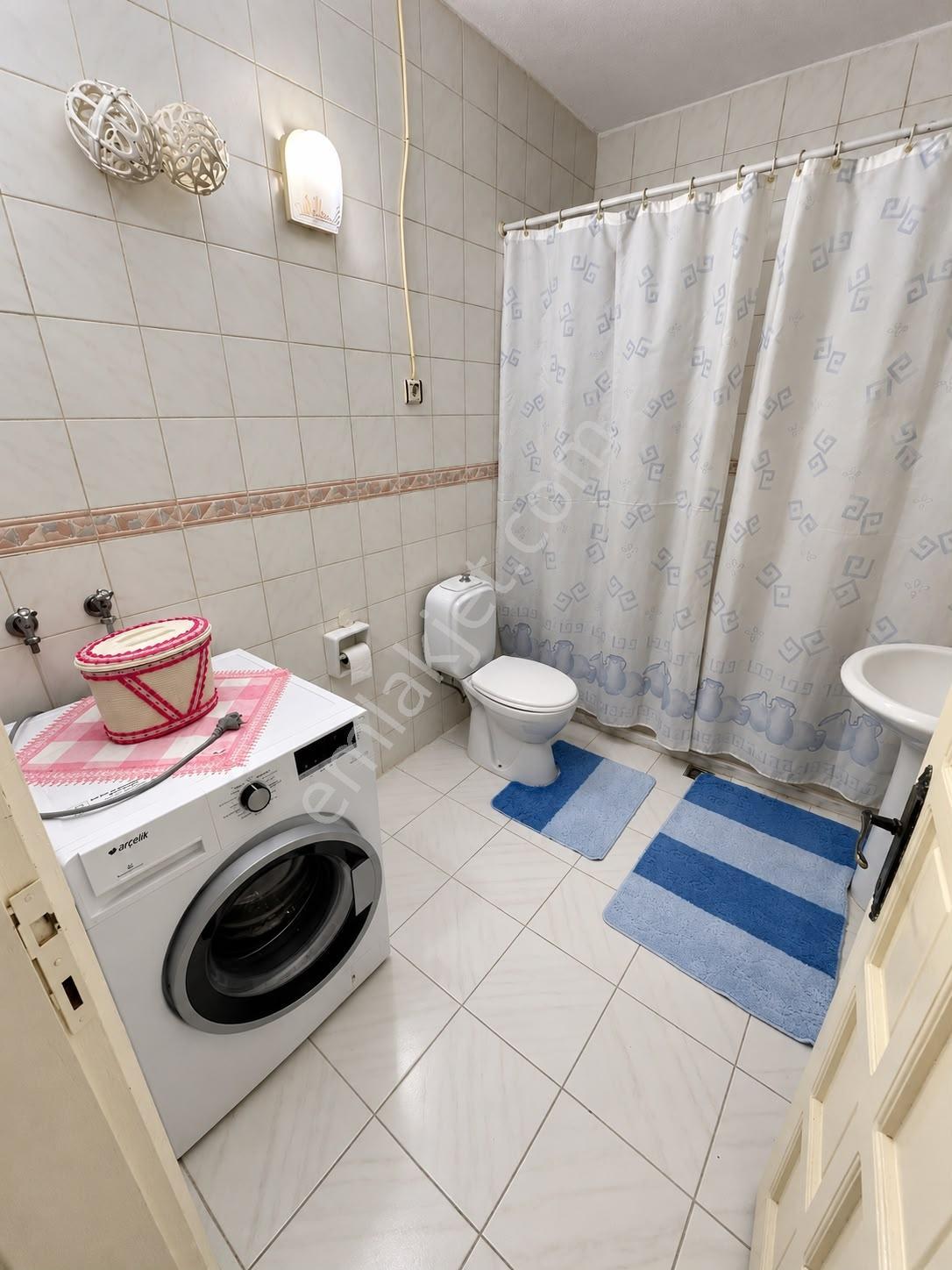 Bergama Fatih Mah. Korkmaz Sitesinde Eşyalı Satılık 3+1 Daire — fotoğraf 30