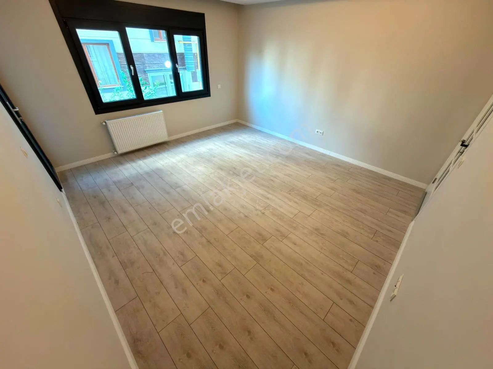 Referans'tan Altınkum'da Denize 300 Metre Ayrı Mutfak Lüx 2+1 Daire — fotoğraf 3