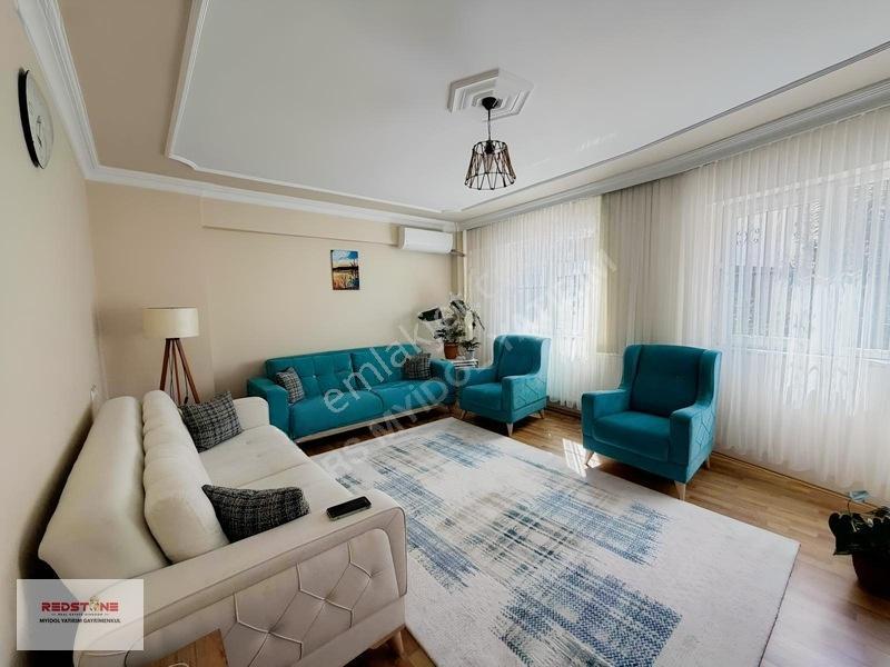 Redstone Myidol'den Satılık İstiklal'de 3+1 Ara Kat Daire — fotoğraf 4
