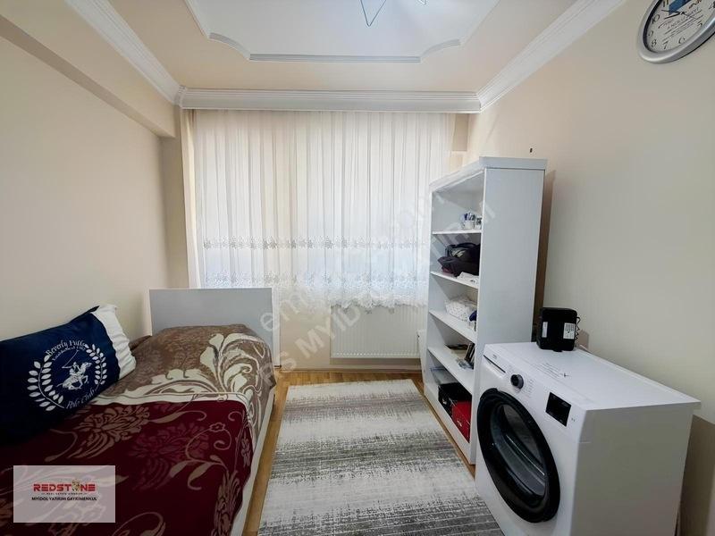 Redstone Myidol'den Satılık İstiklal'de 3+1 Ara Kat Daire — fotoğraf 21