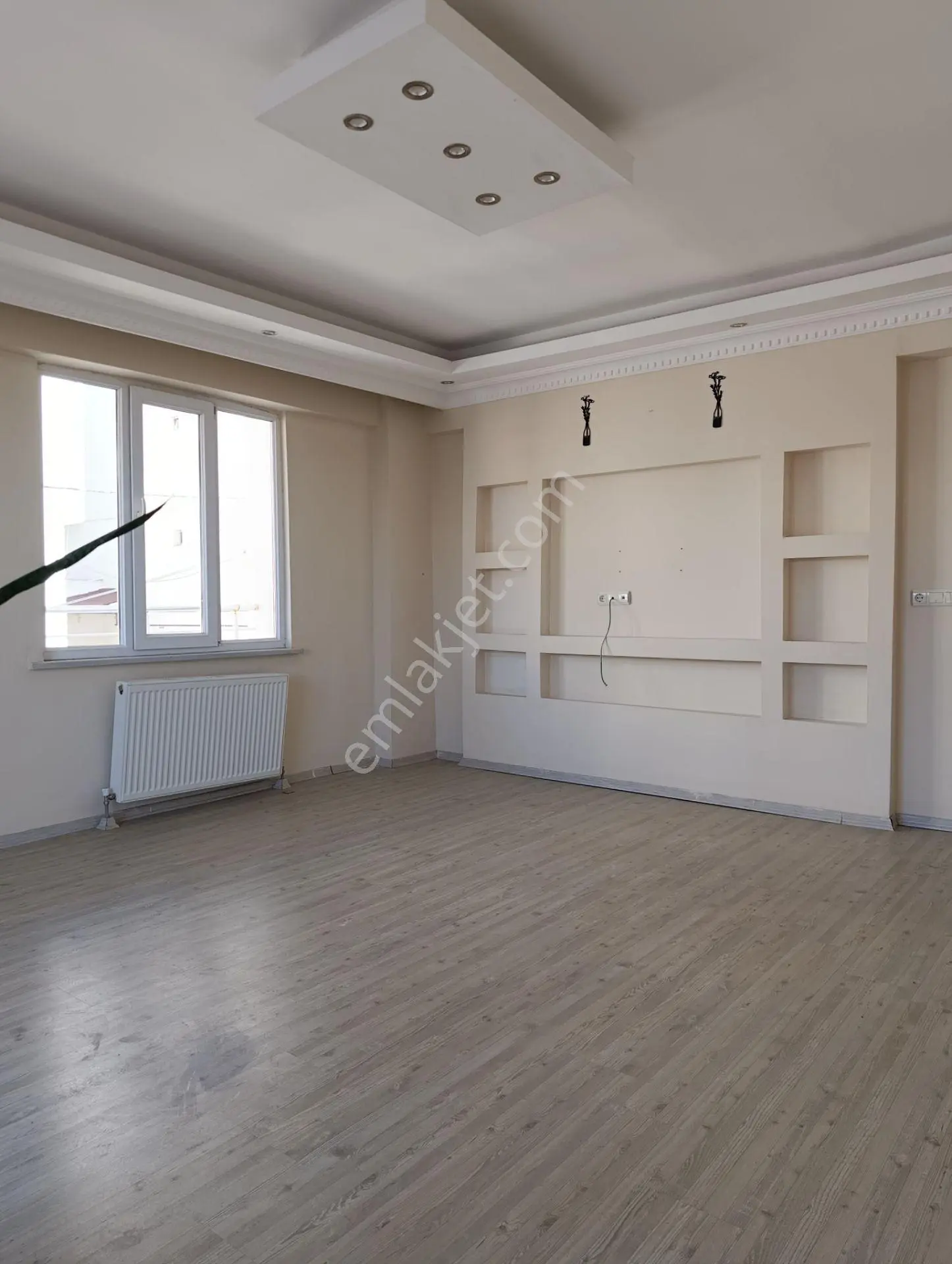 İstasyon Mah. Okullar Bölgesi Satılık 3+1 Daire — fotoğraf 2