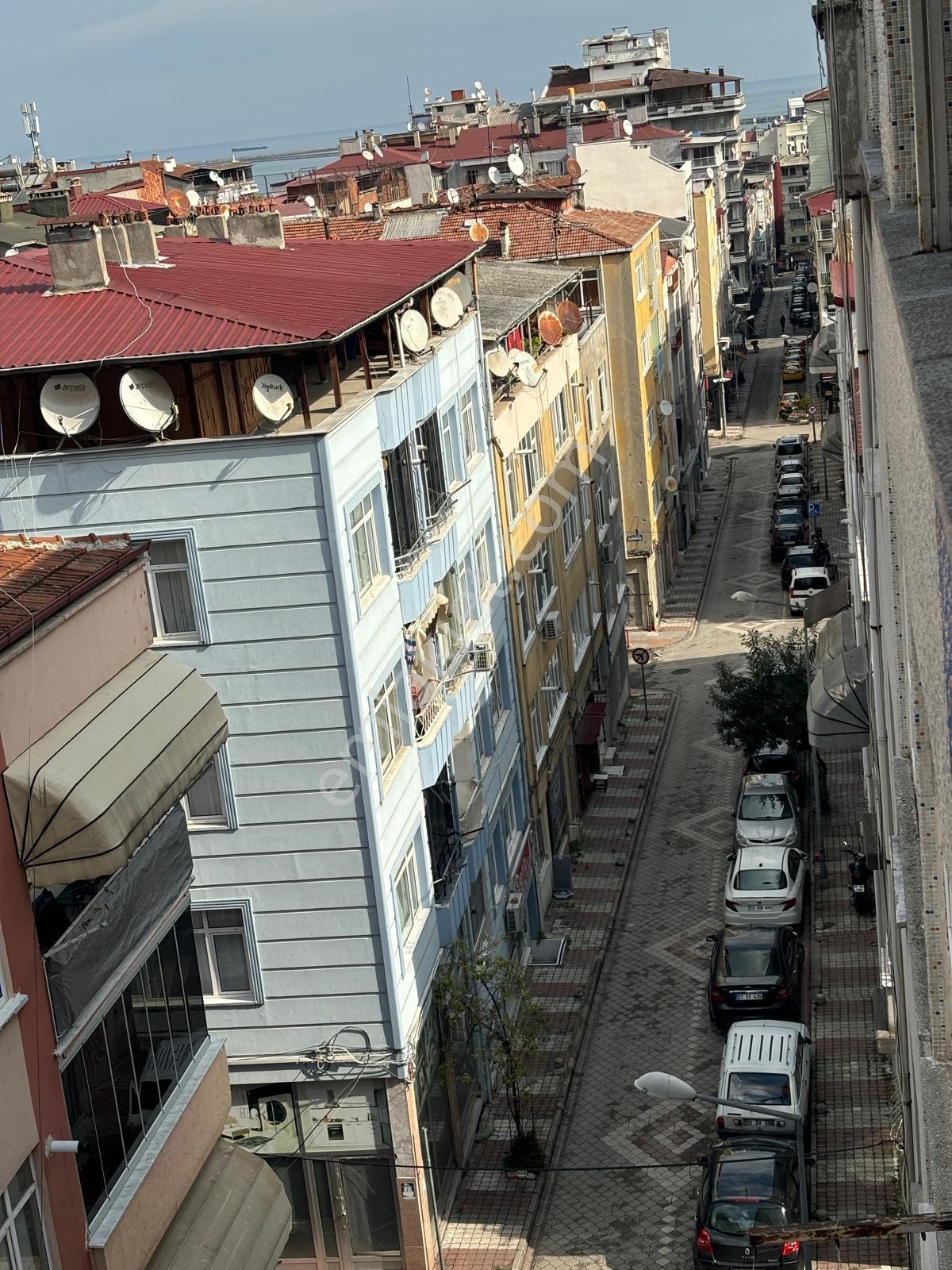 İlkadım Da 3+1 Satılık Daire — fotoğraf 16