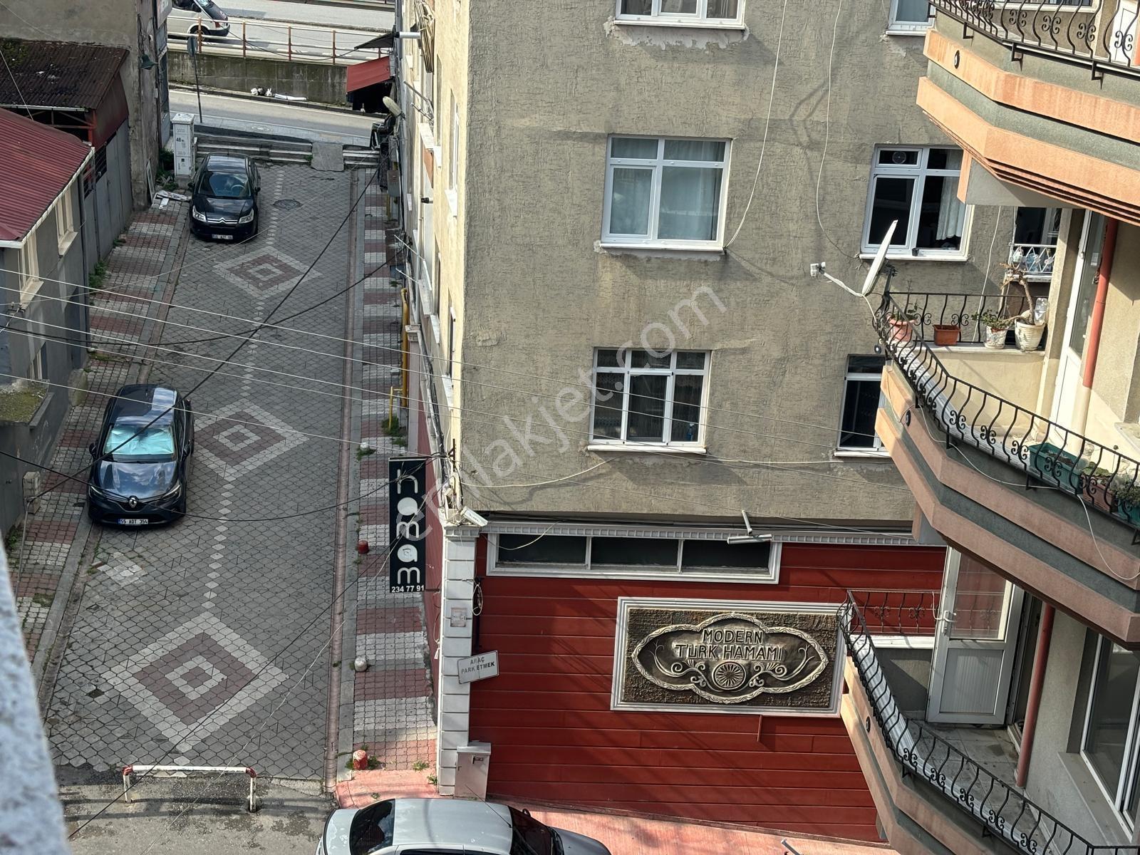 İlkadım Da 3+1 Satılık Daire — fotoğraf 18
