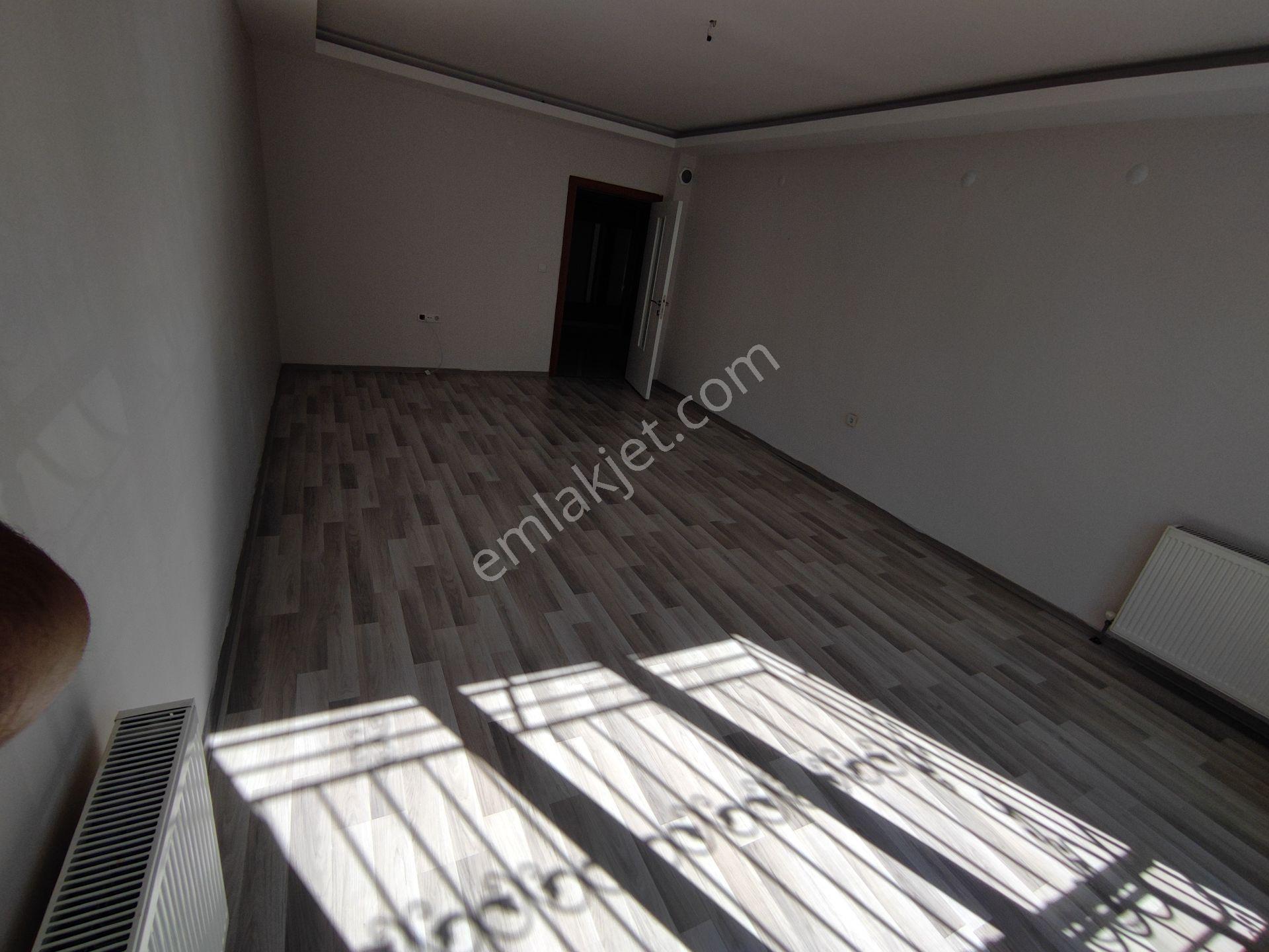 Feridunçelikte 3+1 Satılık Ön Cephe Asansörlü Akbaba Giyim Yakını Hilal İnşaat Emlaktan — fotoğraf 11