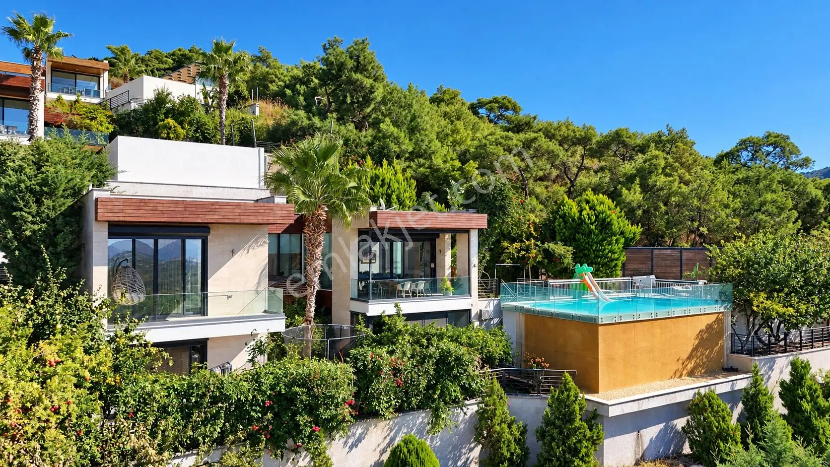 Yalıkavak'ta Merkezi Lokasyonda Satılık 5+1 Geniş Villa — fotoğraf 3
