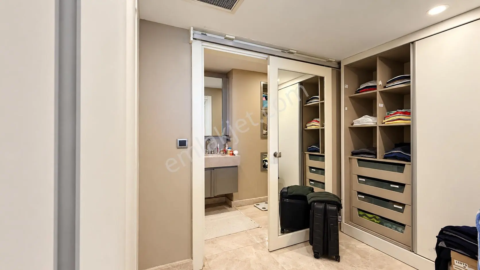Yalıkavak'ta Merkezi Lokasyonda Satılık 5+1 Geniş Villa — fotoğraf 22