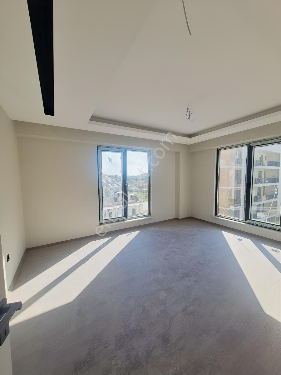 Akabe Mah.satılık Site İçi Ara Kat 2+1 Daire — fotoğraf 5