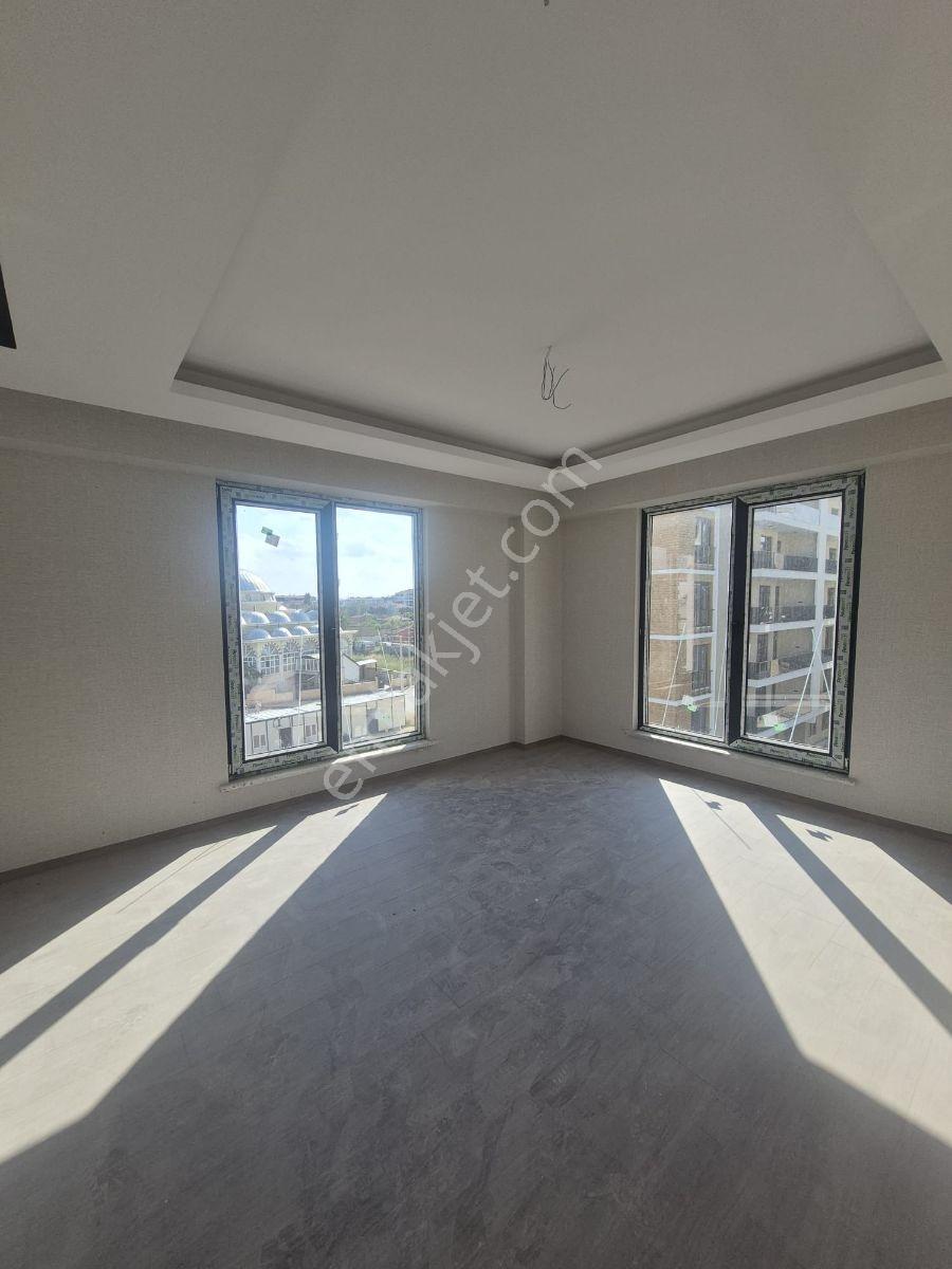 Akabe Mah.satılık Site İçi Ara Kat 2+1 Daire — fotoğraf 6