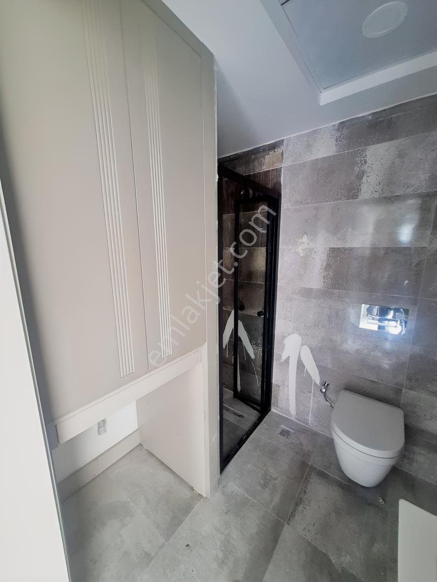Akabe Mah.satılık Site İçi Ara Kat 2+1 Daire — fotoğraf 8