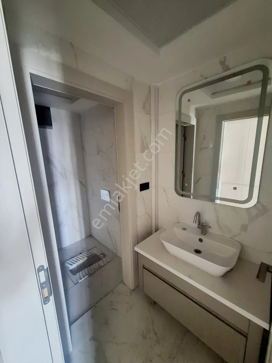 Akabe Mah.satılık Site İçi Ara Kat 2+1 Daire — fotoğraf 10