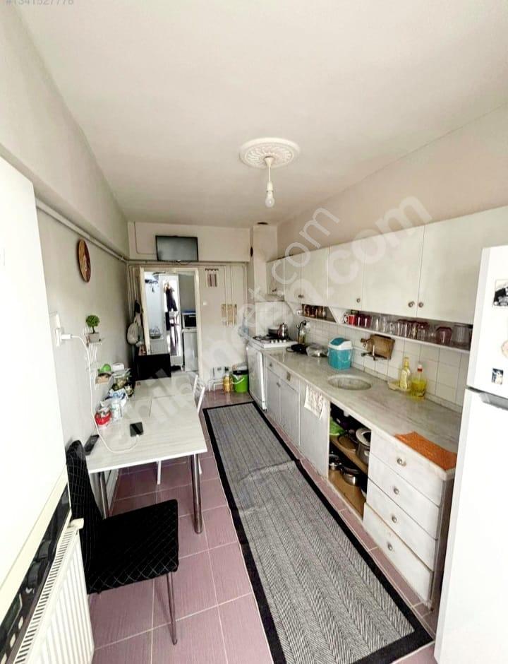 Benliler'den Cadde Üzerin'de 3+1 Katta Yapılı Acil Satılık Daire — fotoğraf 2