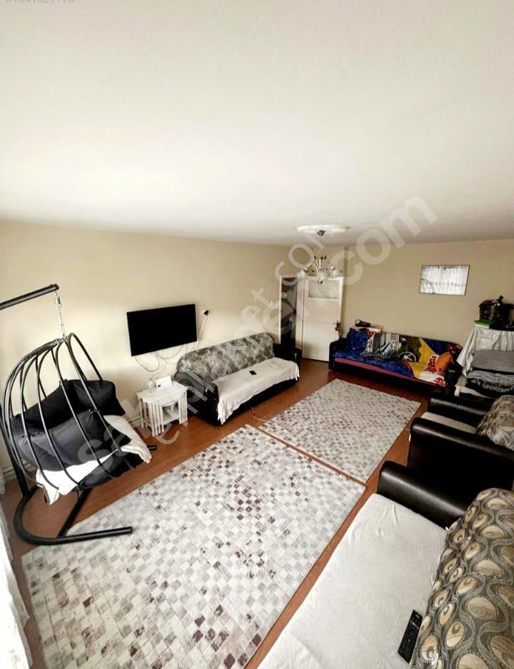 Benliler'den Cadde Üzerin'de 3+1 Katta Yapılı Acil Satılık Daire — fotoğraf 3
