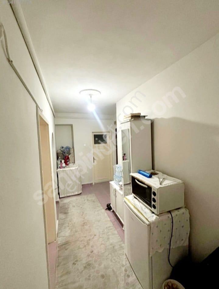 Benliler'den Cadde Üzerin'de 3+1 Katta Yapılı Acil Satılık Daire — fotoğraf 15