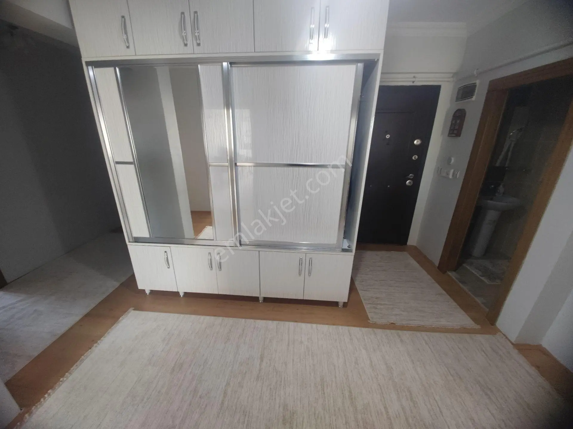 Global'den Çarşı Merkezde Geniş 3+1+kilerli Satılık Daire — fotoğraf 20