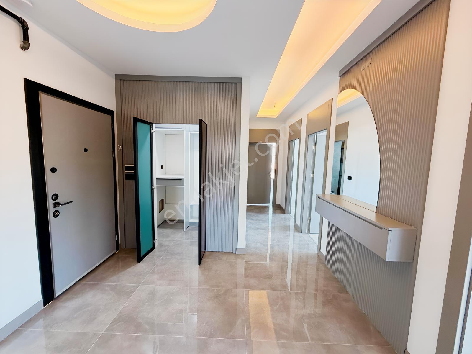 Bağlıca Mükemmel Konumda 4+1 Sıfır Daire — fotoğraf 4