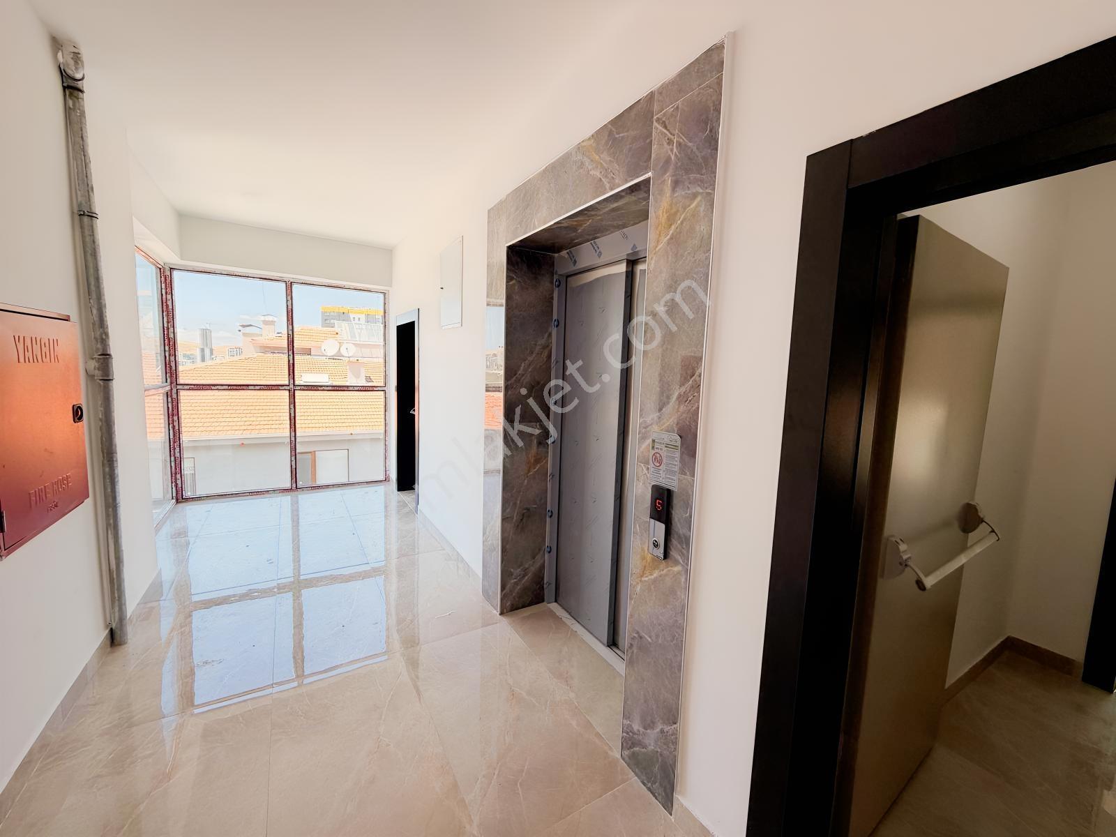 Bağlıca Mükemmel Konumda 4+1 Sıfır Daire — fotoğraf 10