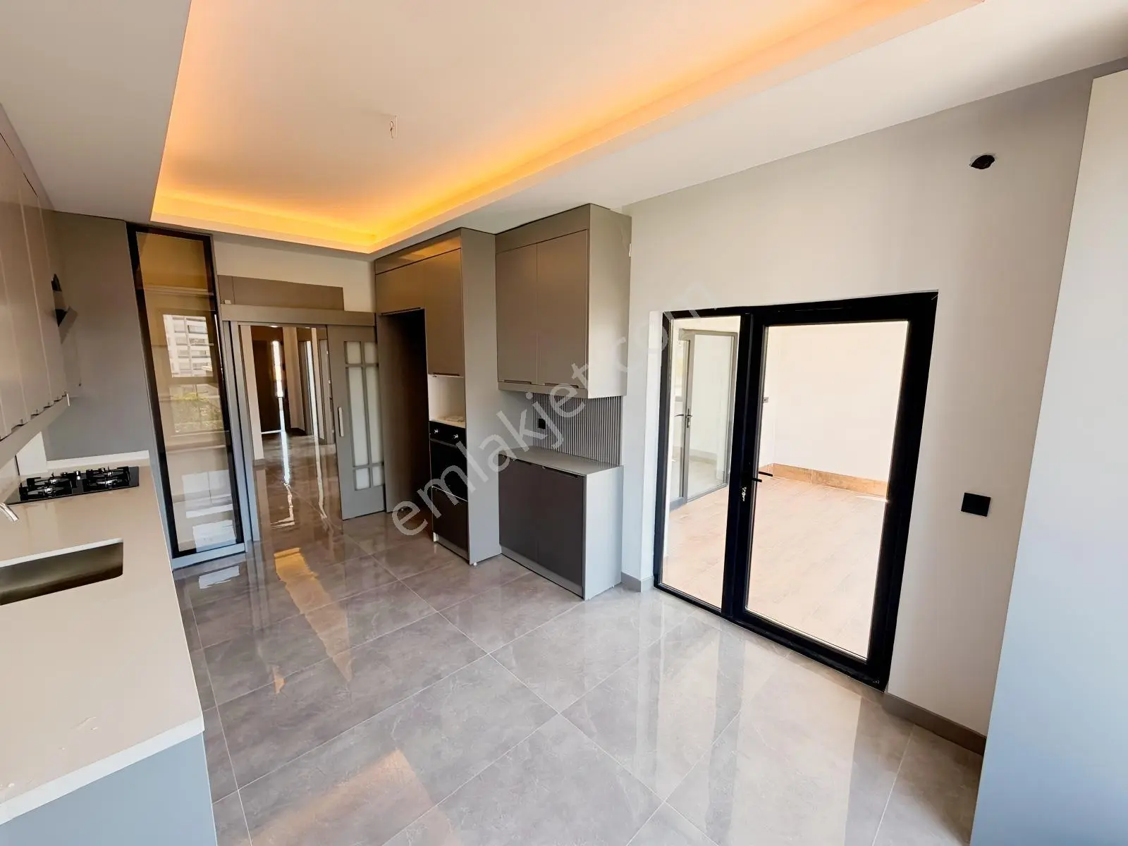 Bağlıca Mükemmel Konumda 4+1 Sıfır Daire — fotoğraf 22