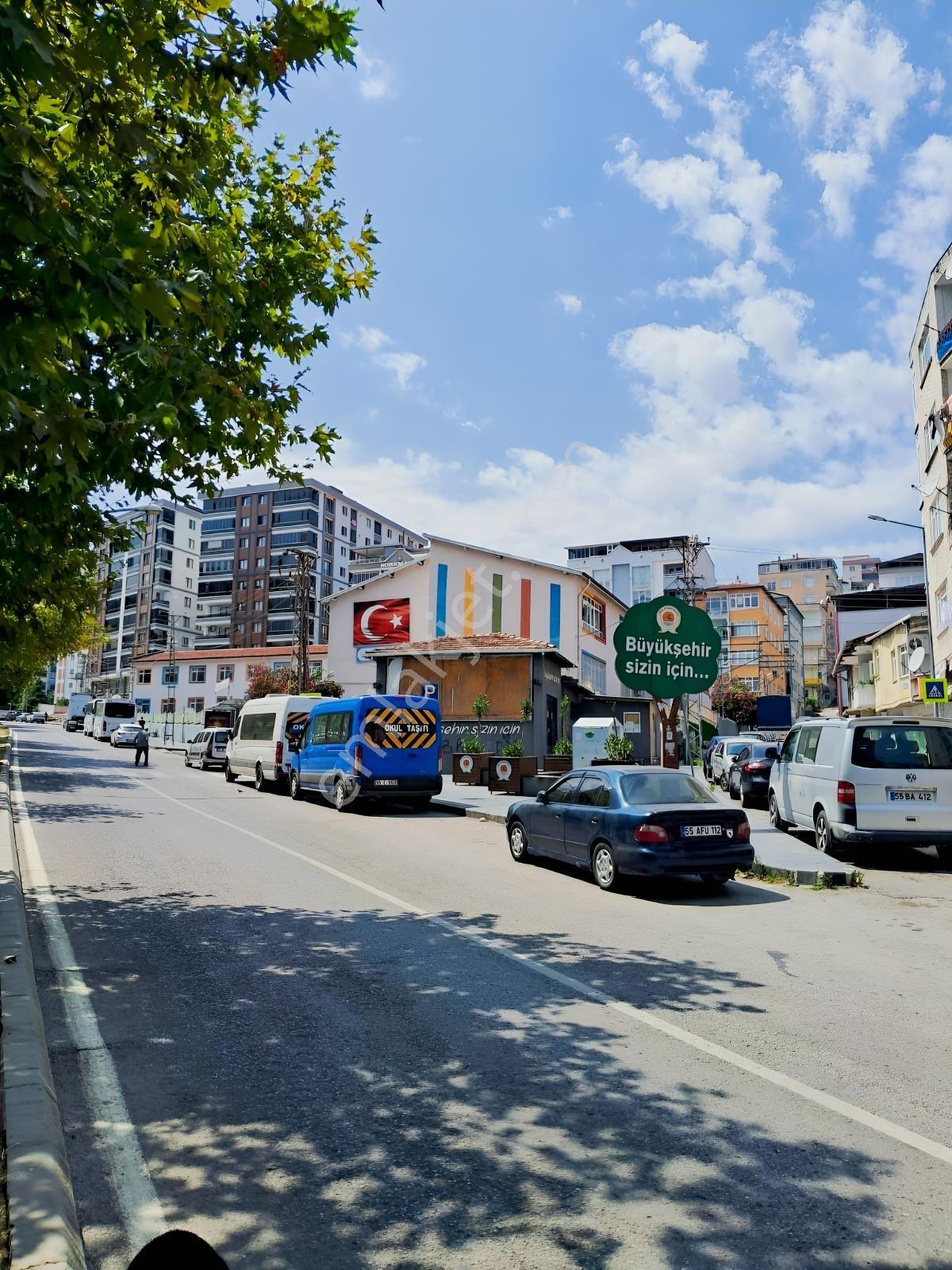 Amazon'dan İlkadım Liman Mah.de 148 M2 Geniş 3+1 Köşe Daire — fotoğraf 6