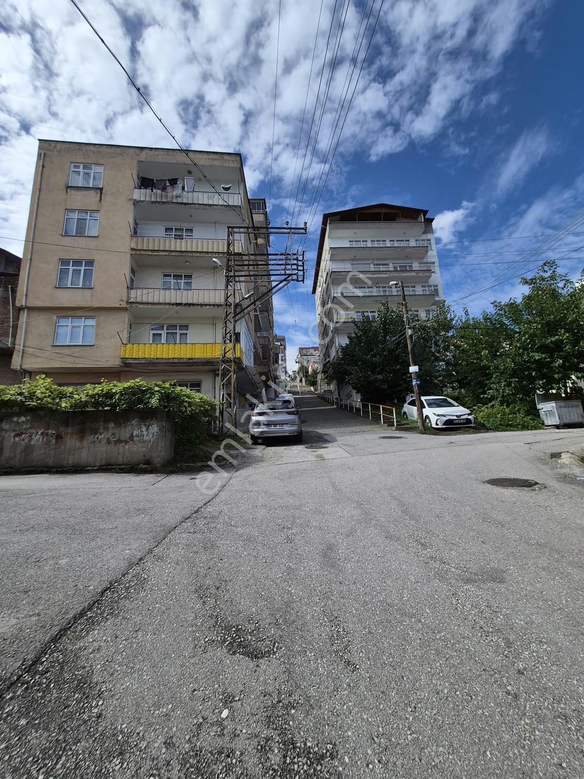 Amazon'dan İlkadım Liman Mah.de 148 M2 Geniş 3+1 Köşe Daire — fotoğraf 7