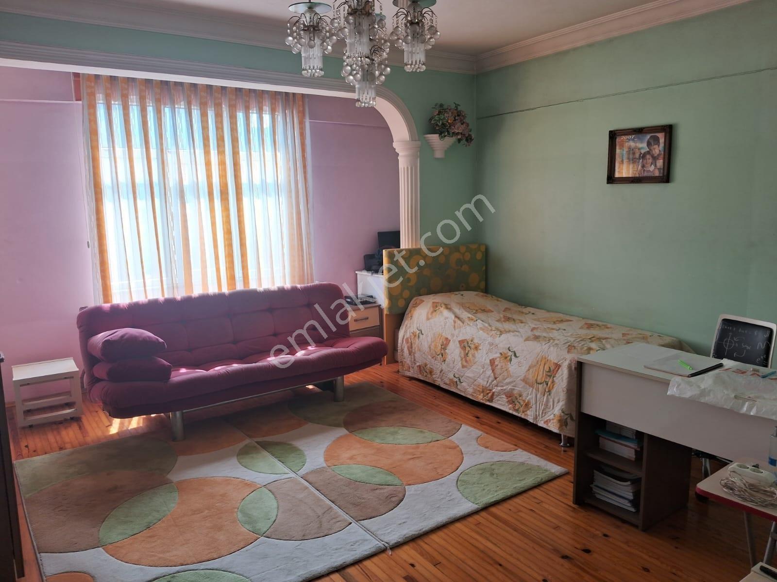 Amazon'dan İlkadım Liman Mah.de 148 M2 Geniş 3+1 Köşe Daire — fotoğraf 8