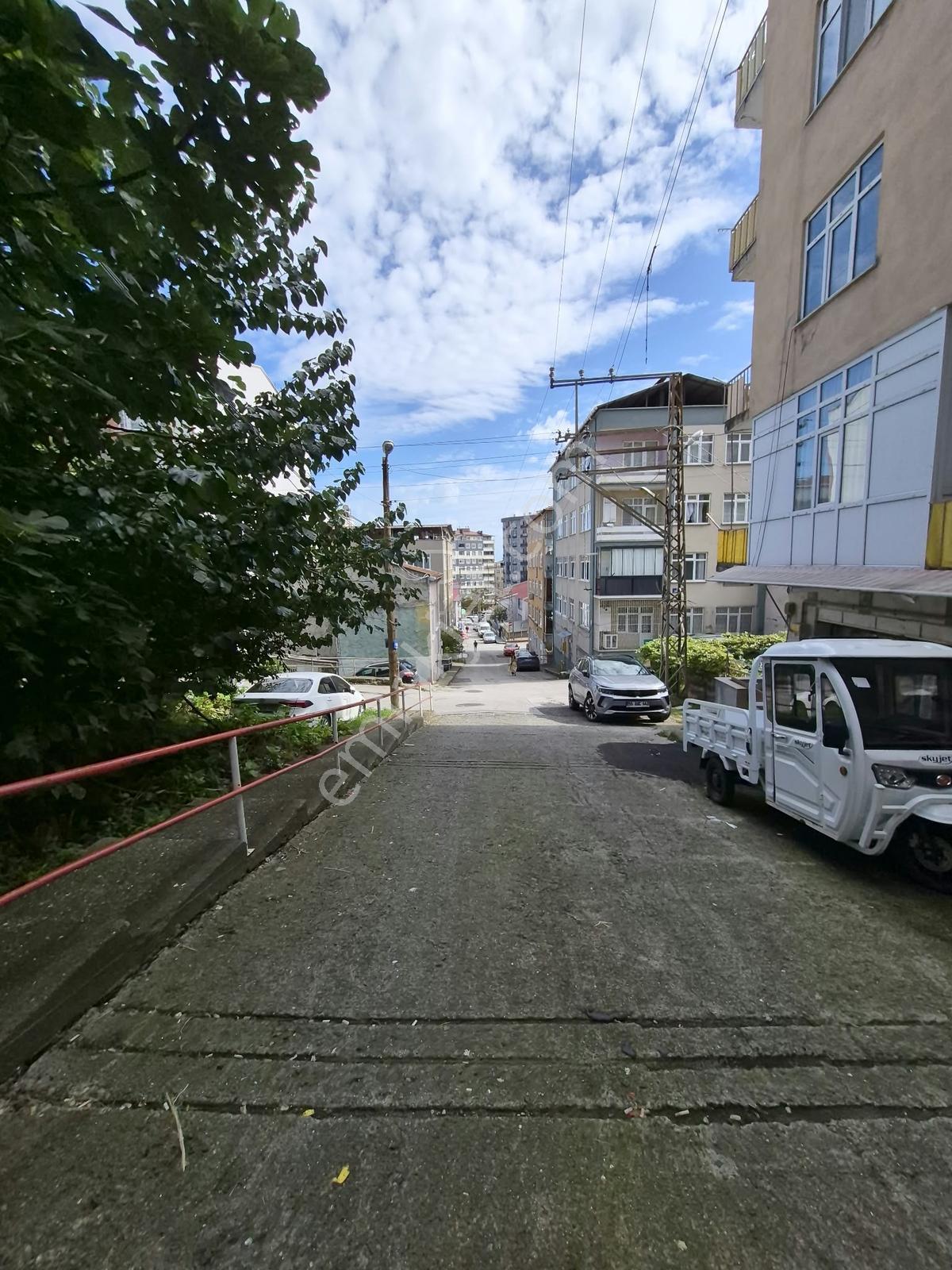 Amazon'dan İlkadım Liman Mah.de 148 M2 Geniş 3+1 Köşe Daire — fotoğraf 21