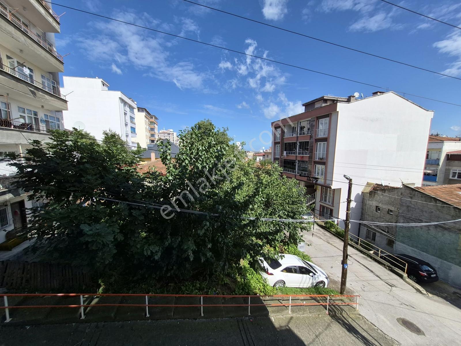 Amazon'dan İlkadım Liman Mah.de 148 M2 Geniş 3+1 Köşe Daire — fotoğraf 24