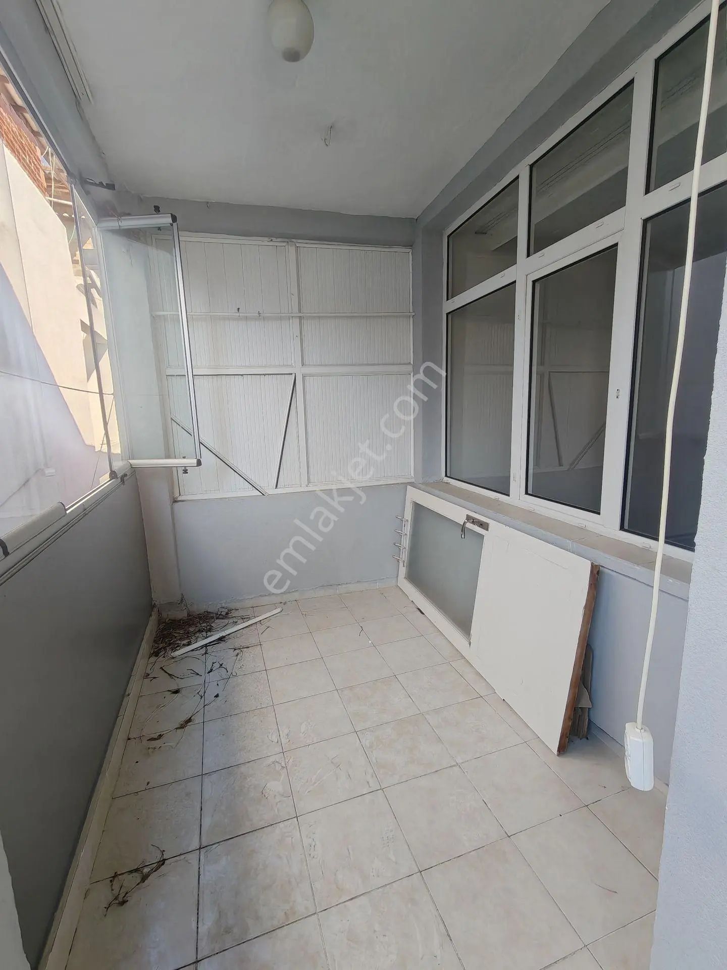 Samsun İlkadım Selahiye'de Satılık 3+1 Aydınlık Daire Selahiye Mh-3+1--bulvara 100 Mt Mesafede — fotoğraf 3