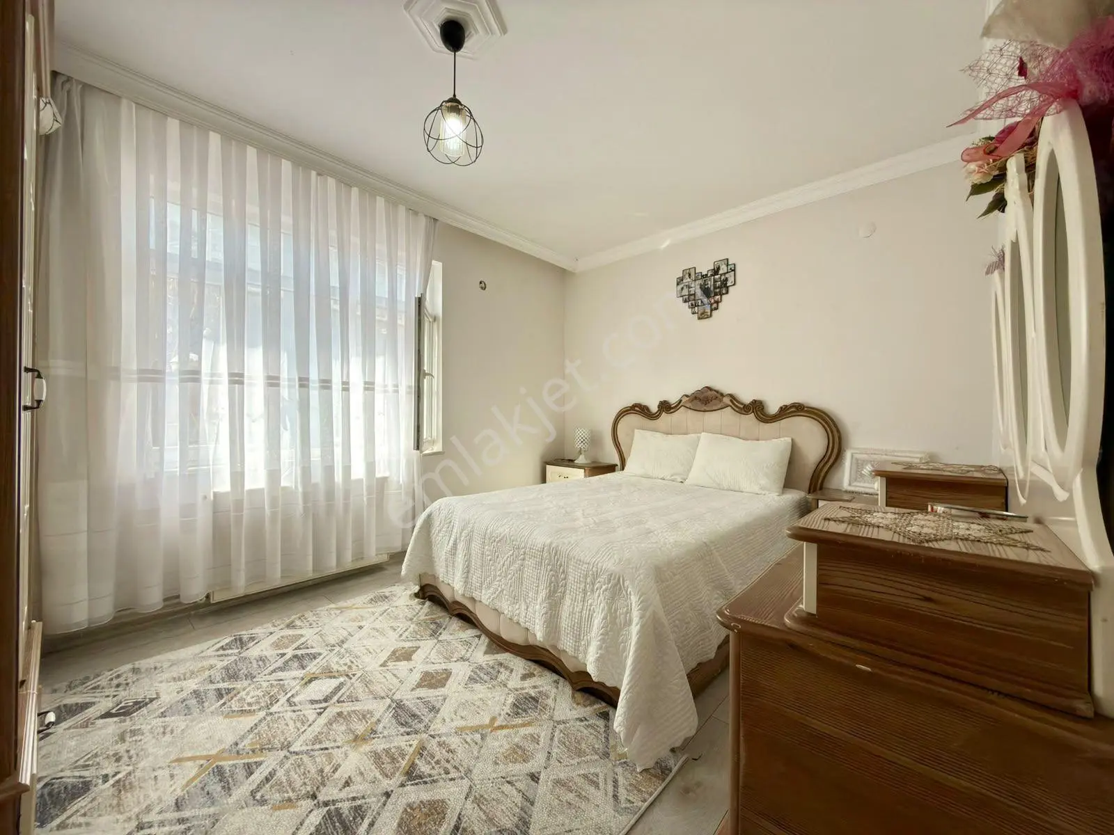 Yüksel'den Edremit Merkezin'de Teras Kullanımlı 3+1 Daire — fotoğraf 10