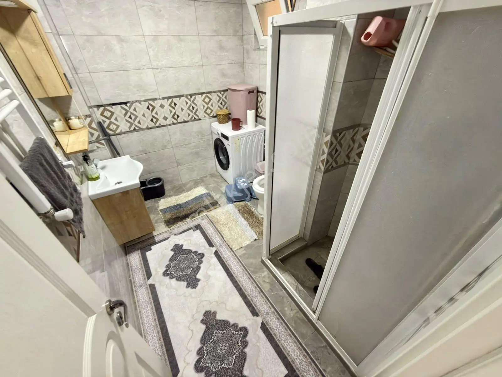 Yüksel'den Edremit Merkezin'de Teras Kullanımlı 3+1 Daire — fotoğraf 14