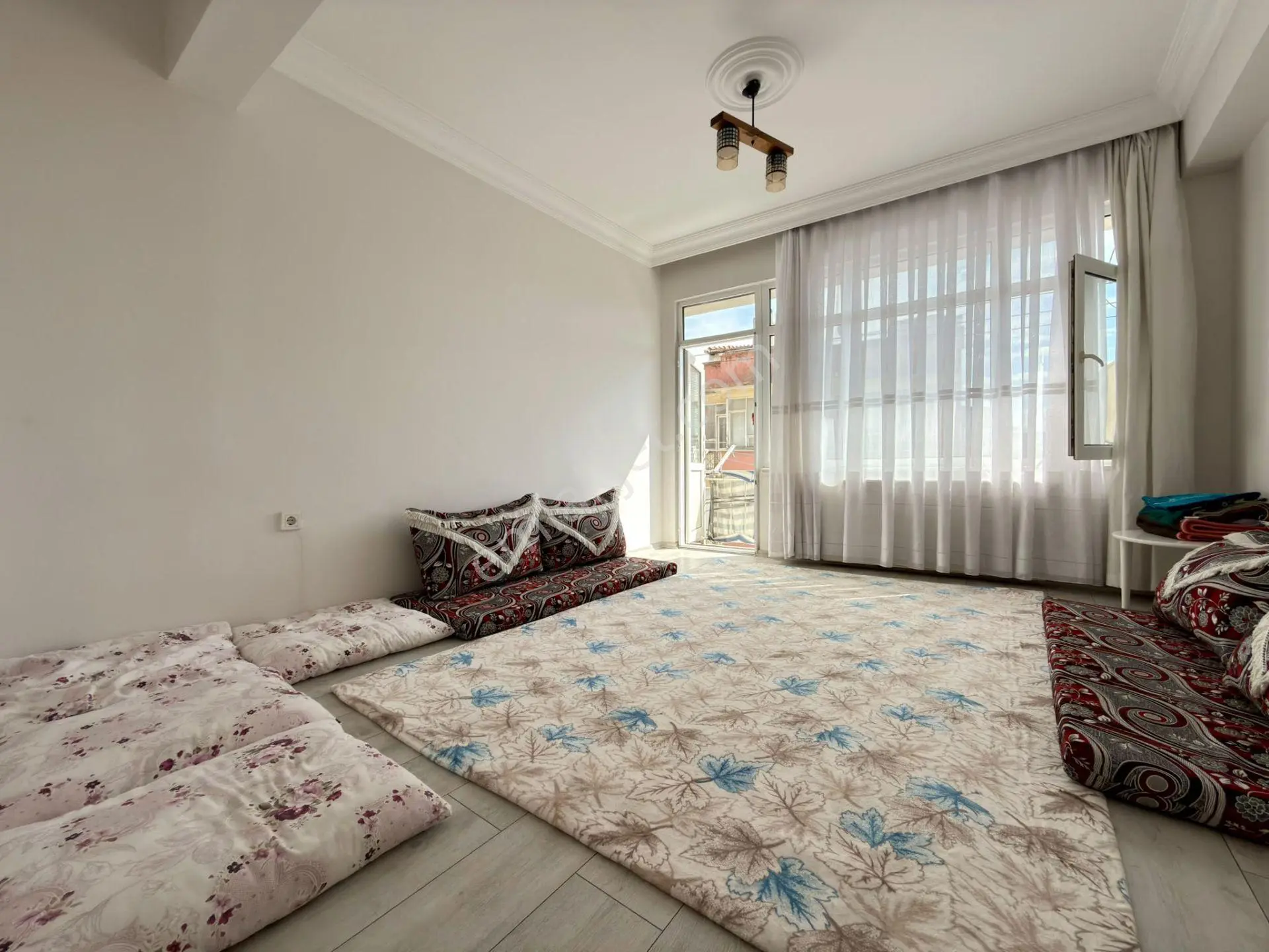 Yüksel'den Edremit Merkezin'de Teras Kullanımlı 3+1 Daire — fotoğraf 20