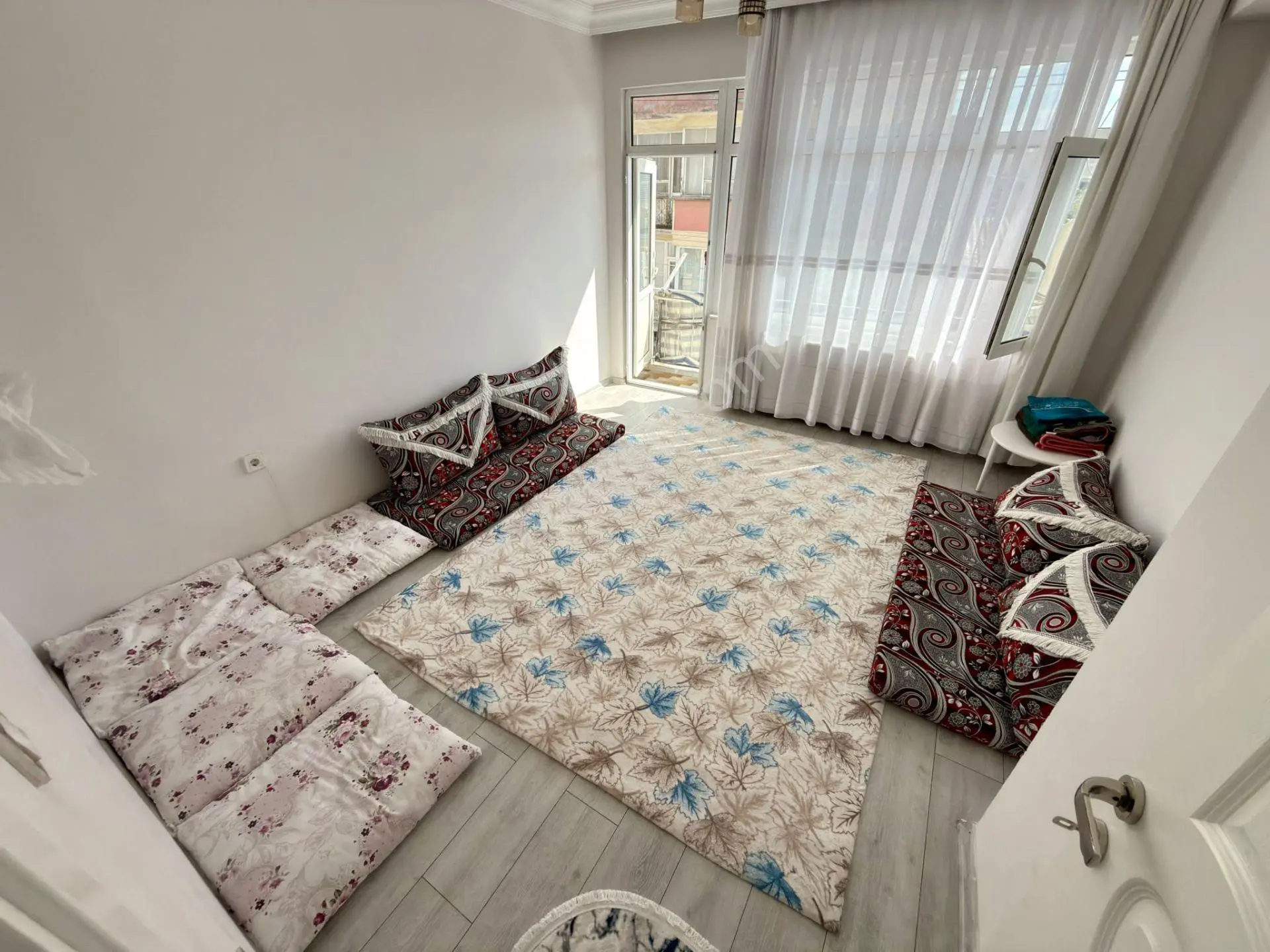 Yüksel'den Edremit Merkezin'de Teras Kullanımlı 3+1 Daire — fotoğraf 26