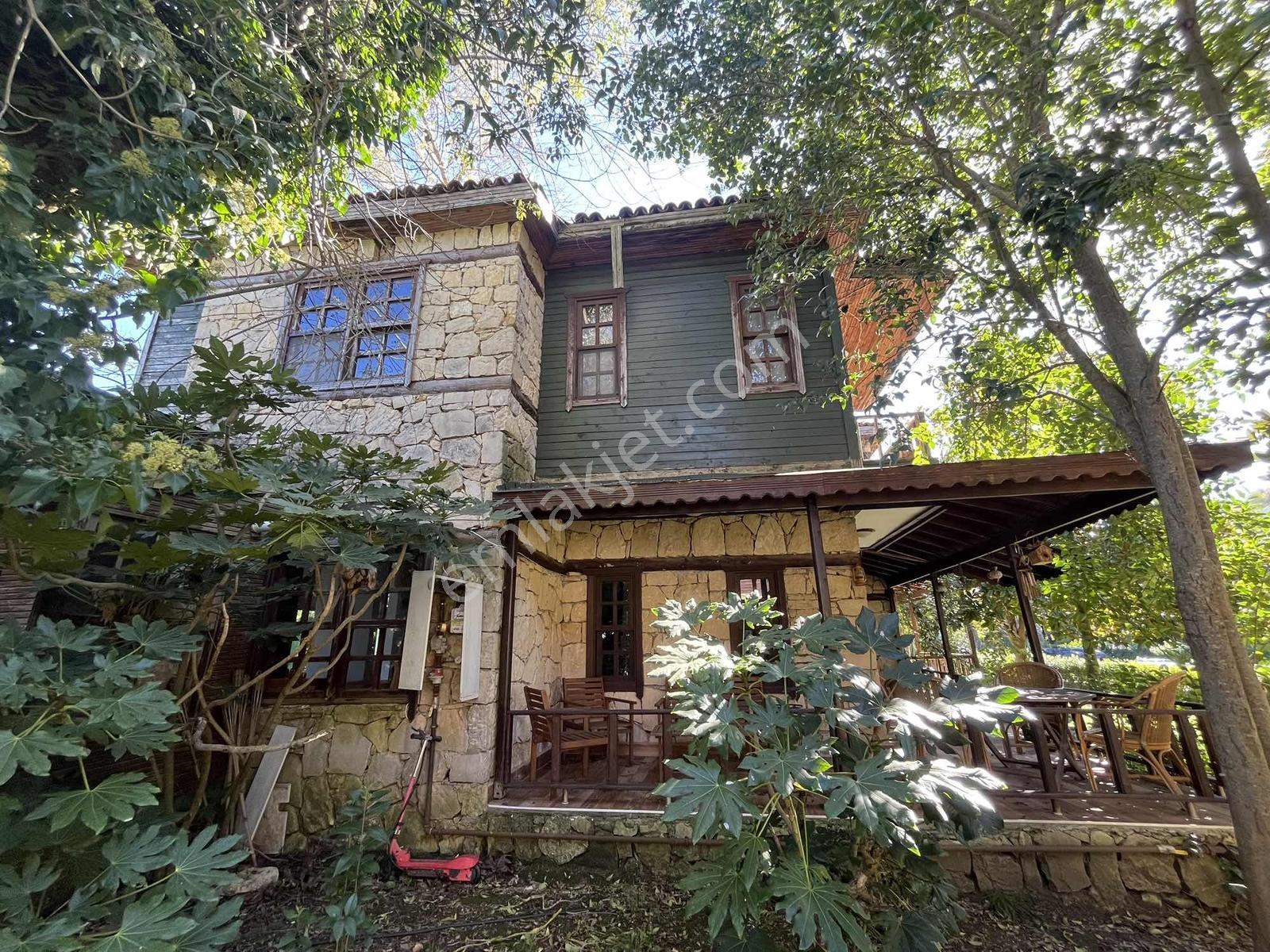 İmrenderede Doğayla Bütünleşen Özgün Taş Mimari 3+1 Villa — fotoğraf 3