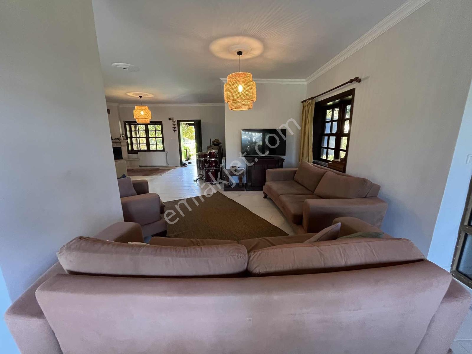İmrenderede Doğayla Bütünleşen Özgün Taş Mimari 3+1 Villa — fotoğraf 7