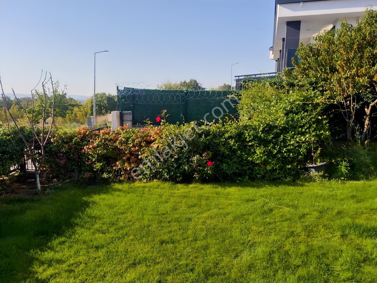 Remaxadvantage Satılık 3+1nilüfer/demirci Bahçe Kullanımlı Daire — fotoğraf 3
