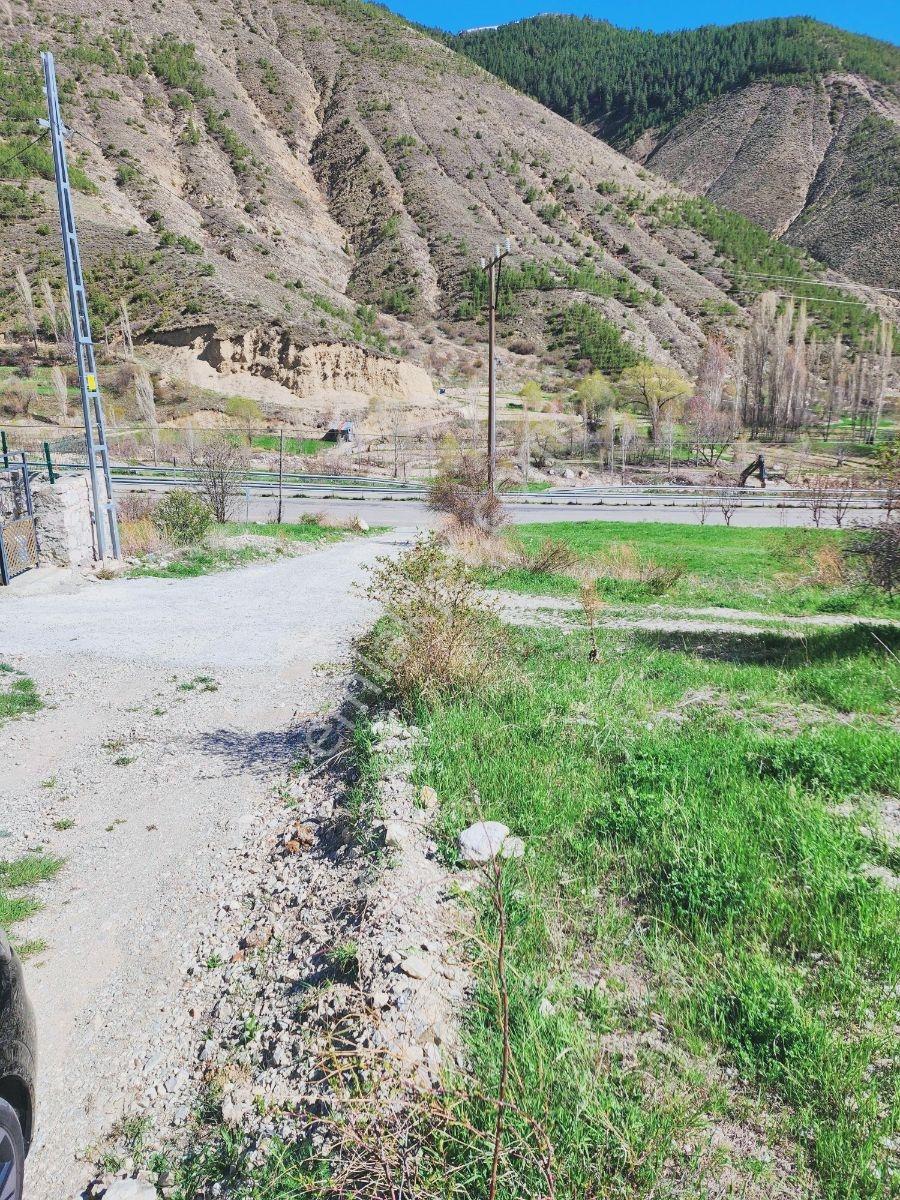 Lüx Erzurum'dan Tortum-oltu Yolunda Mükemmel Konumda Tarla — fotoğraf 15