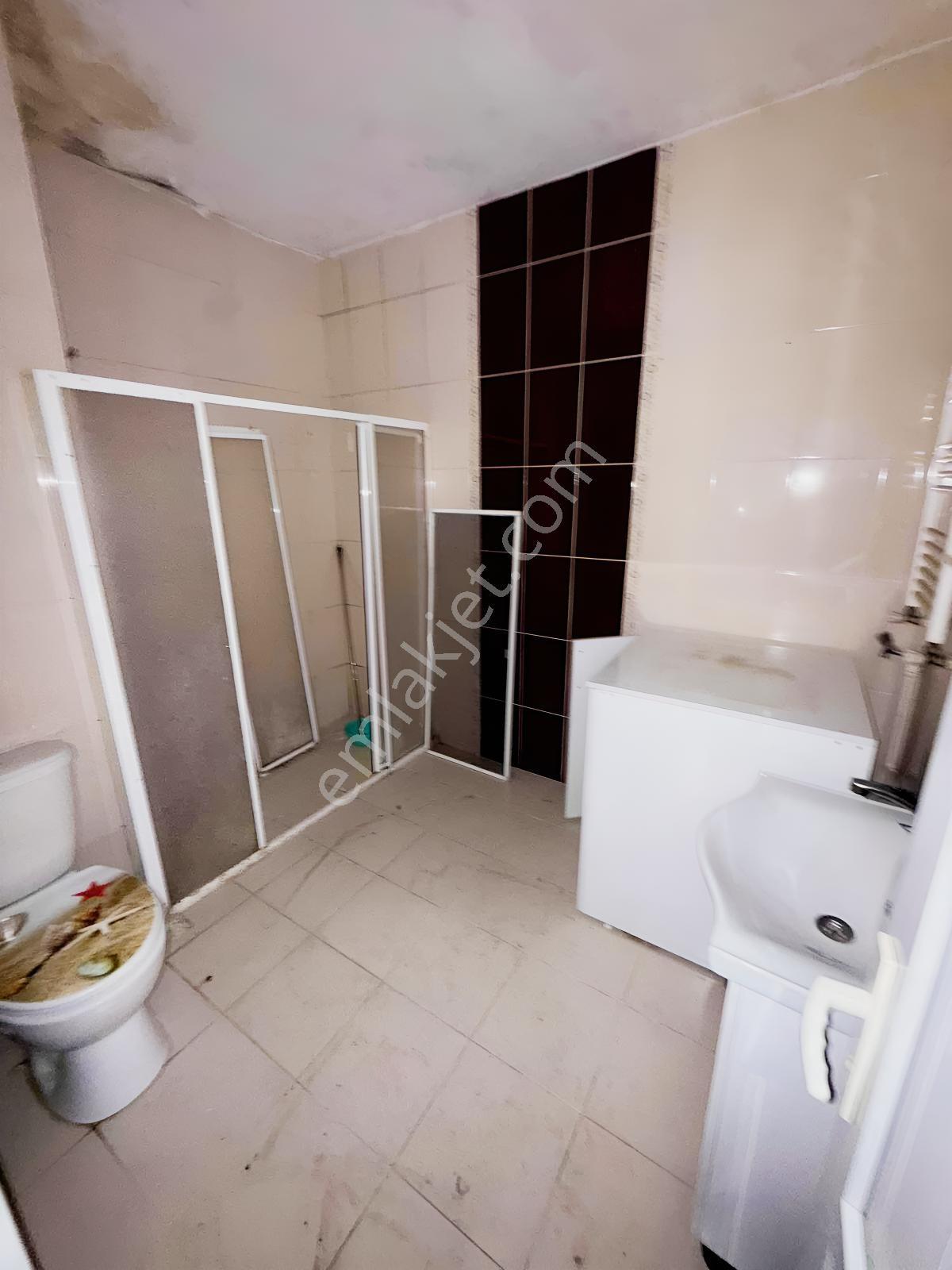 Atatürk Mahallesinde 2+1 Tek Daire Üzeri Yüksek Hisseli — fotoğraf 19