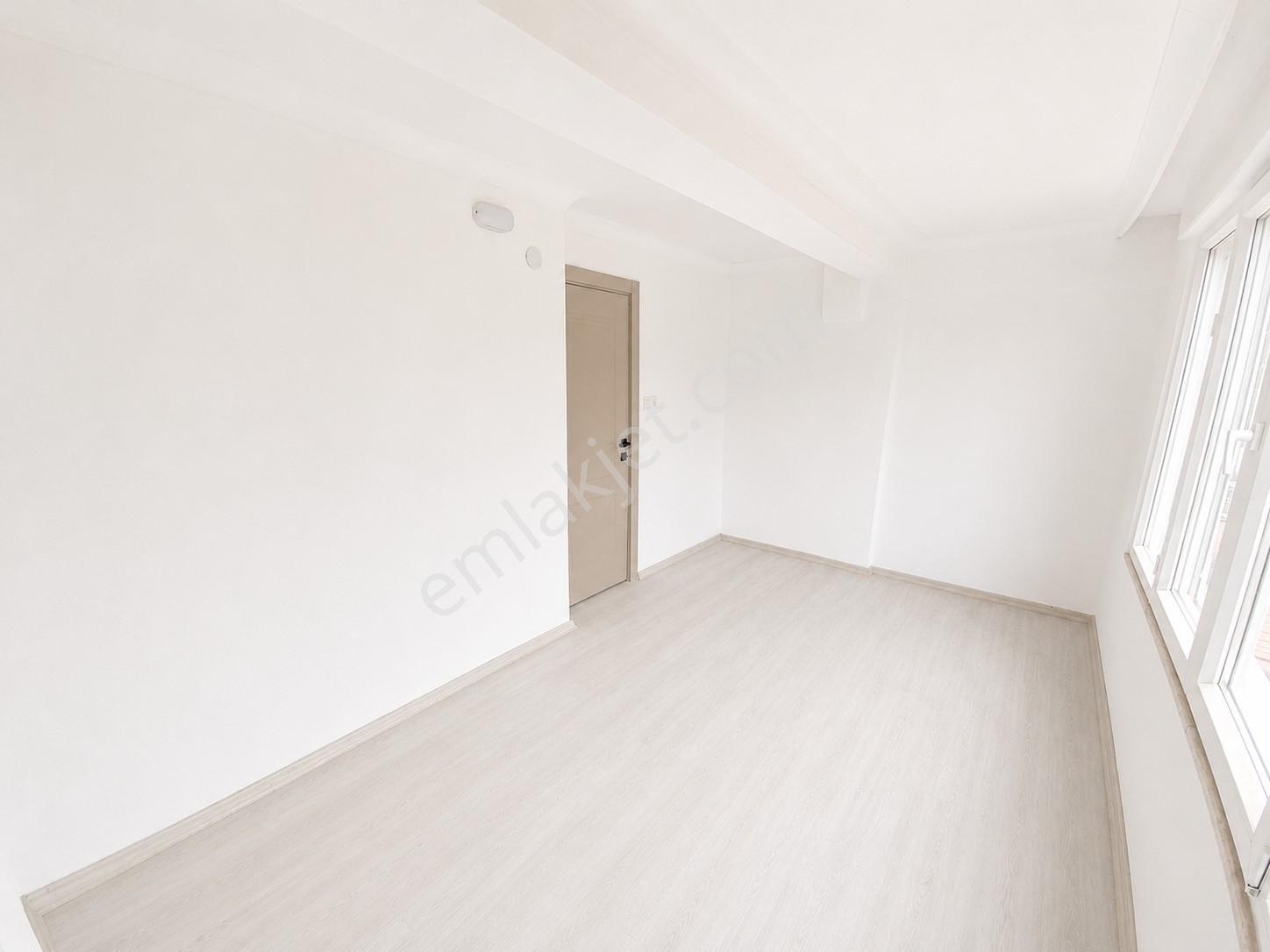Umas Solutıon'dan Plaja 100 Metre - Bakımlı - Bahçeli 3+1 Villa — fotoğraf 27