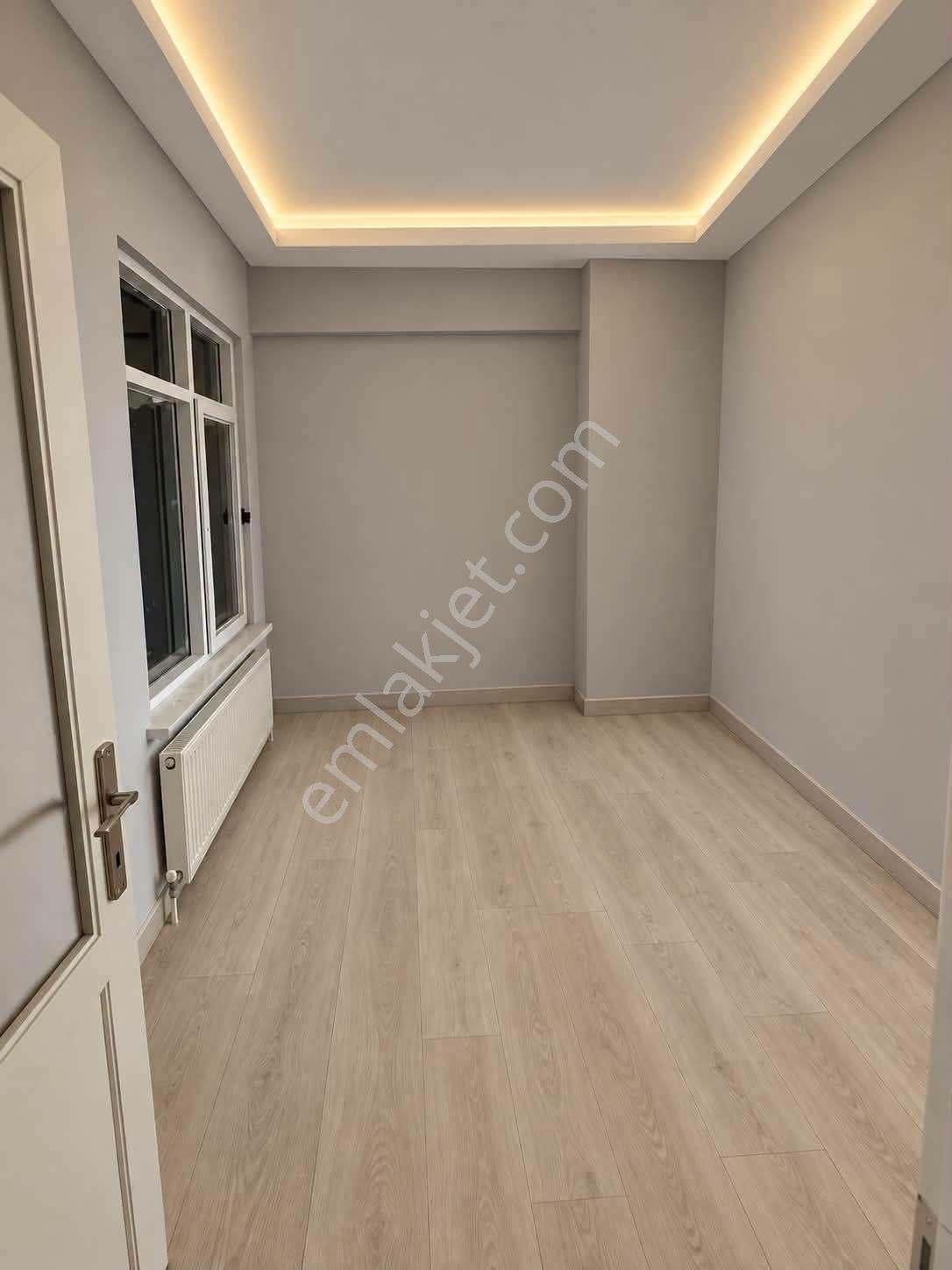 Samsun İlkadım Selahiye Mahallesi'nde İçi Yapılı Ebeveyn Banyolu 3.kat 3+1 Satılık Daire — fotoğraf 9